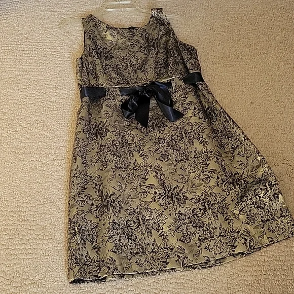 green emerald velvet dress Sleeveless High Low Brocade Dress Sleeveless High Low Brocade Mac Dugg –  The Dress Outlet